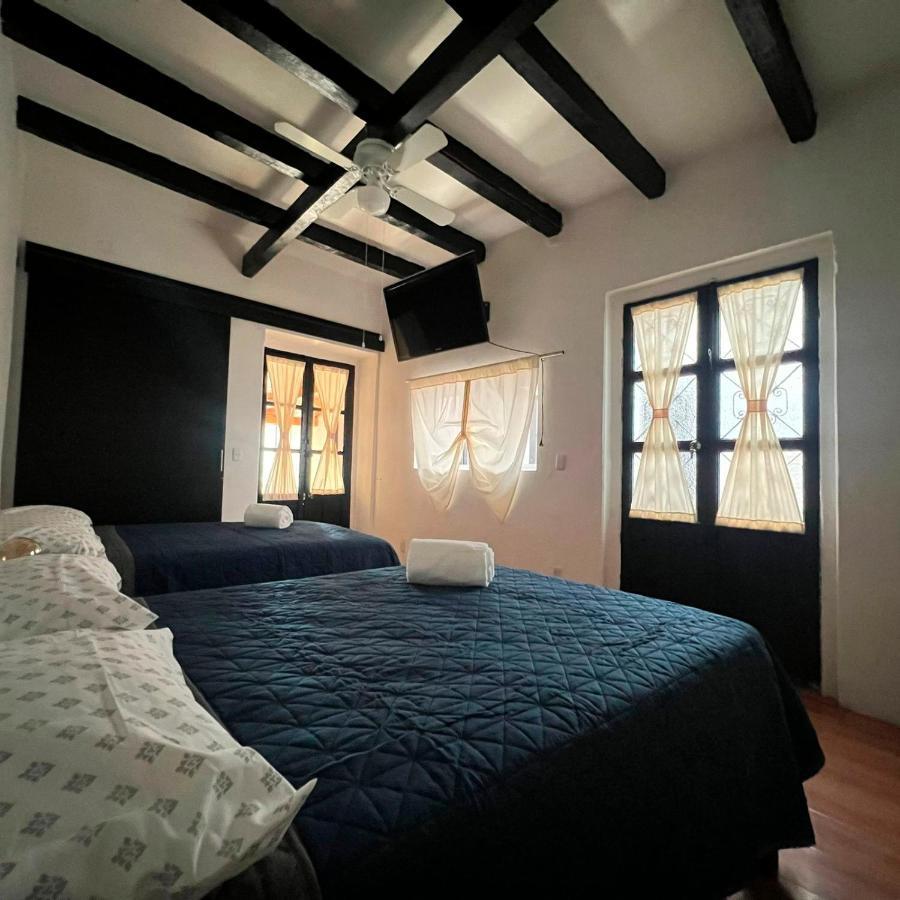 Hostal Luna 49 Querétaro Екстериор снимка